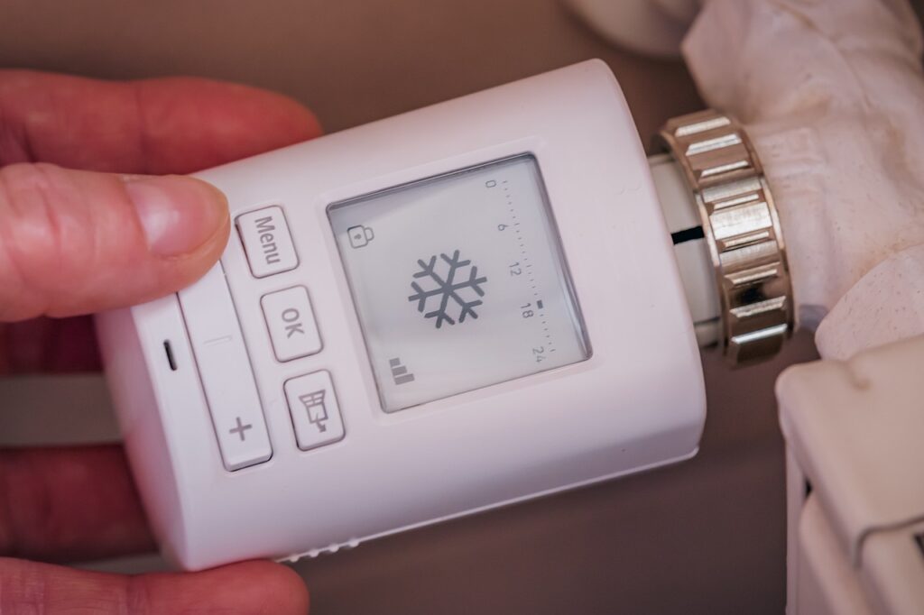 Adopt daily energy saving habits