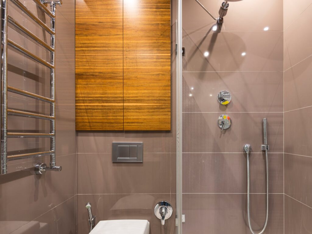 Water saving plumbing fixtures