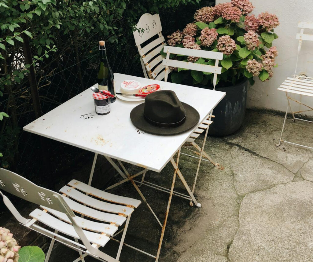 multi functional garden furniture